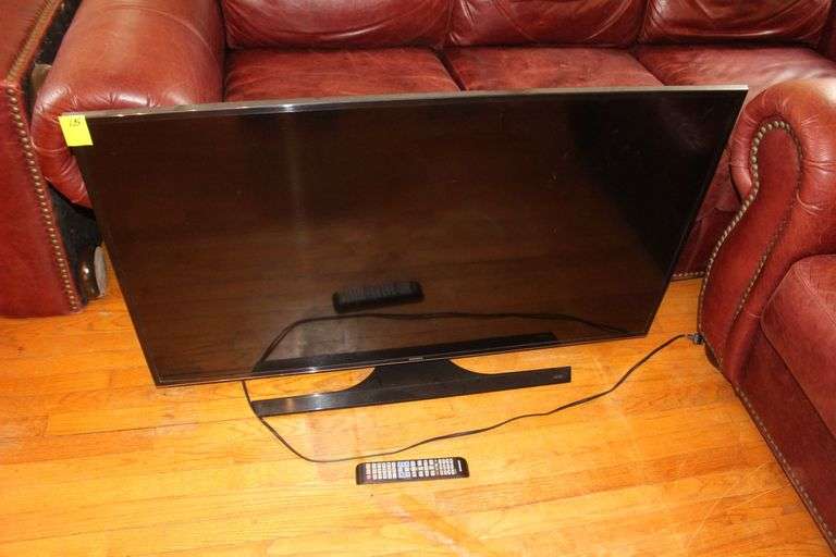 49 in Samsung Flat Screen TV with Remote image