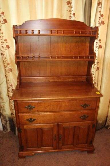 2 Piece Buffet image