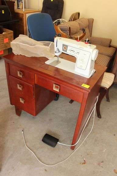 Sewing Machine Table with Singer Sewing Machine image