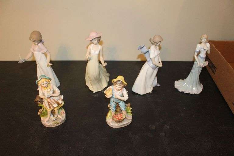 Figurines and Lladro Figurines image