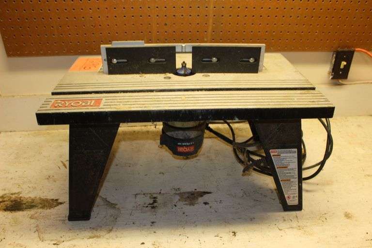 Ryobi Router With Table image