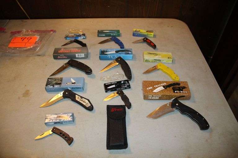 (10) Pocket Knives image