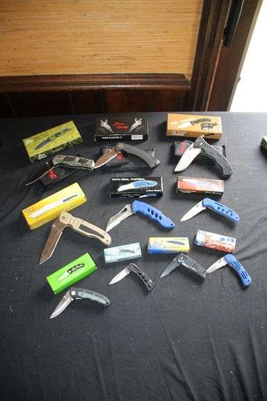 (10) Pocket Knives image
