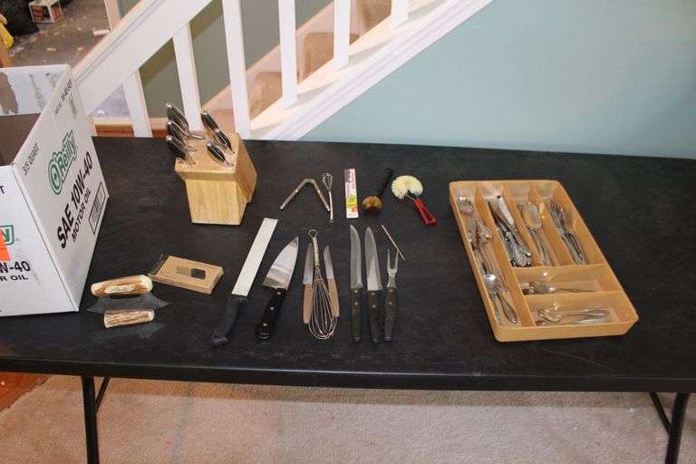 Hamilton Beach Knife Set and Holder, Utensil Tray, Forks, Spoons, Knives, and Misc. Utensils image