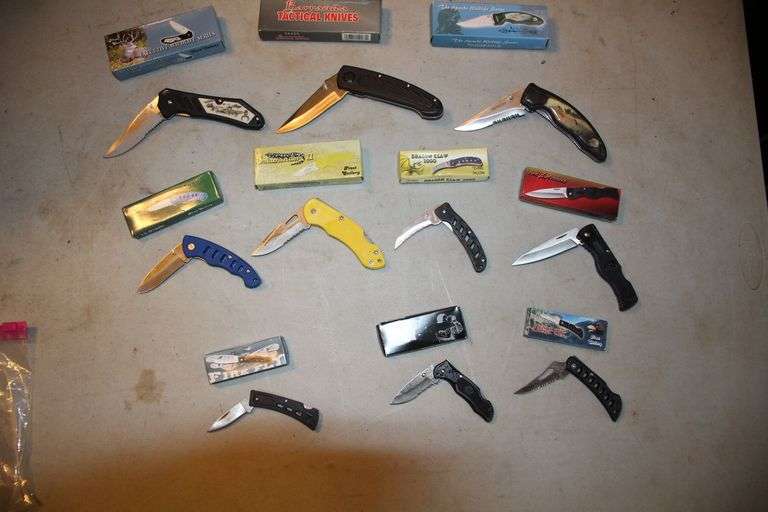 (10) Pocket Knives image