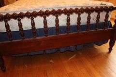 Queen Size Cannonball Bed