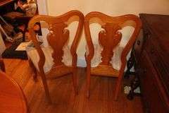 Giguere and Morin Dining Room Table, (6) Chairs, and (2) Leaves