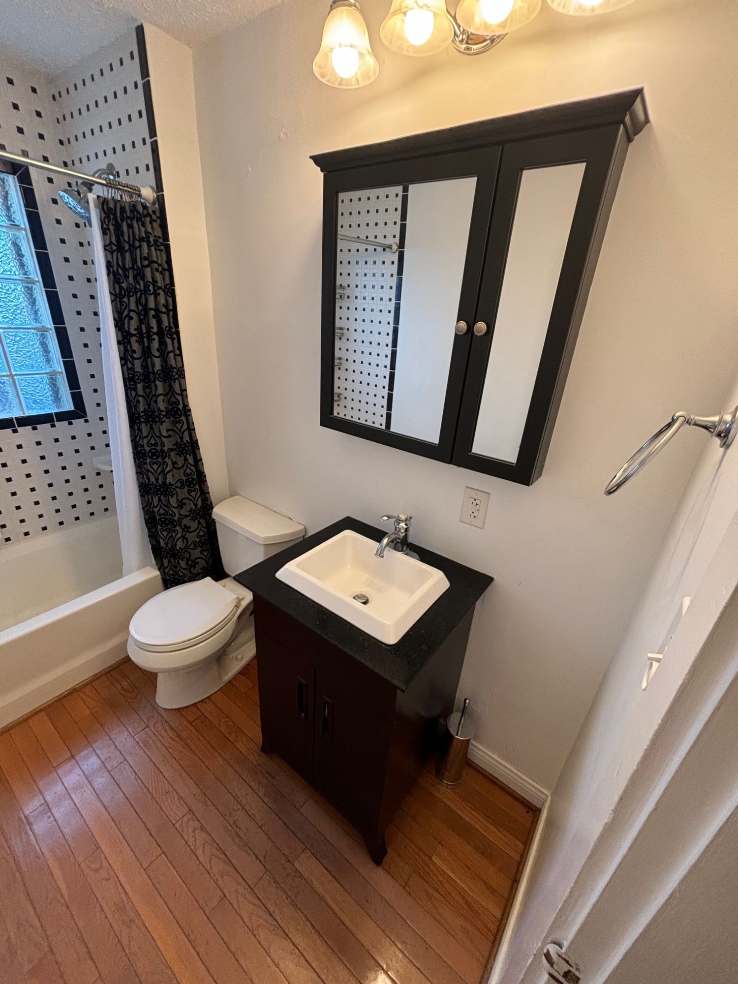 Lot image 88