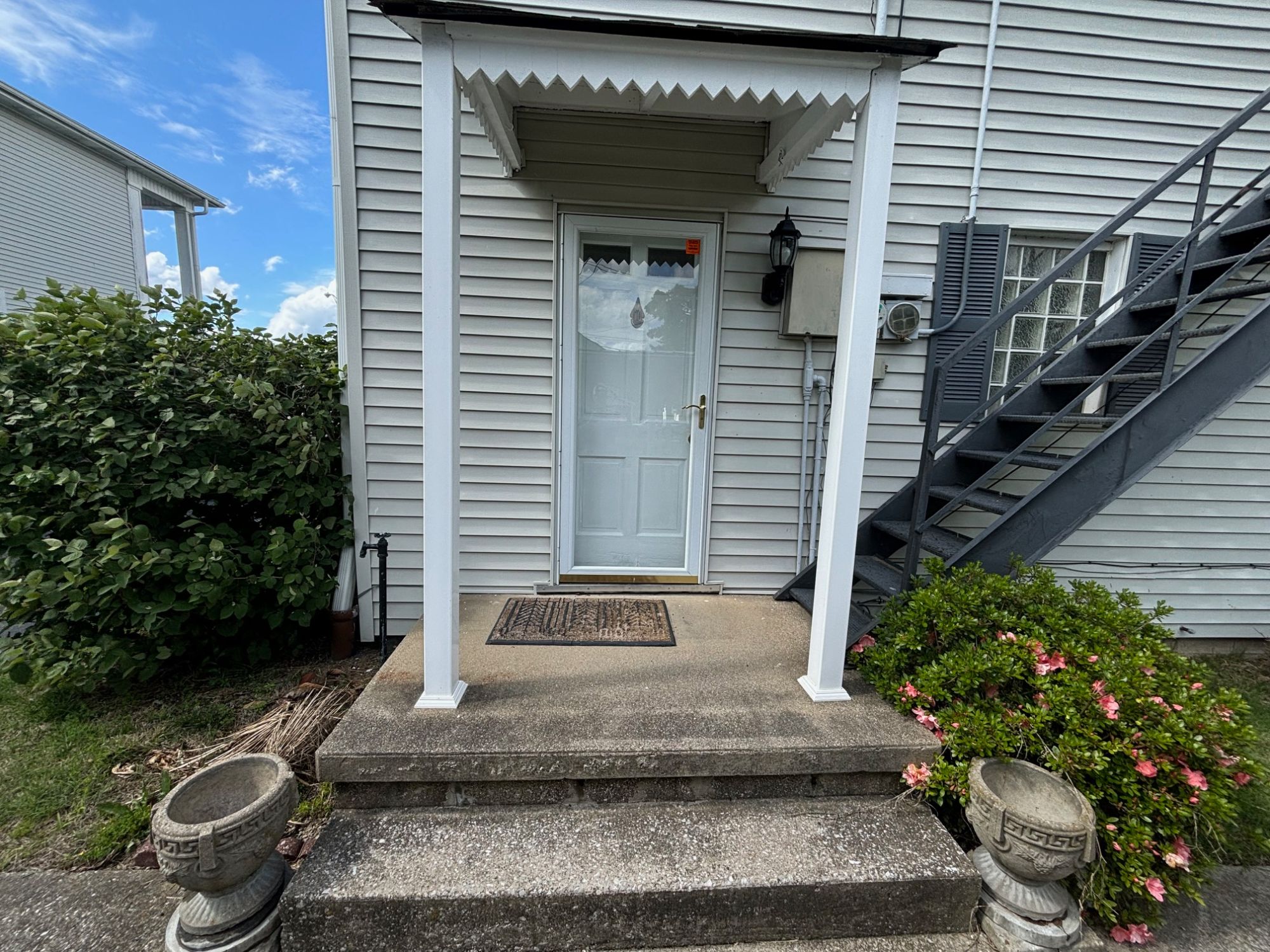 Lot image 17