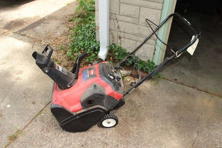 Toro CCR 2450 Power Cleaner Snow Blower image