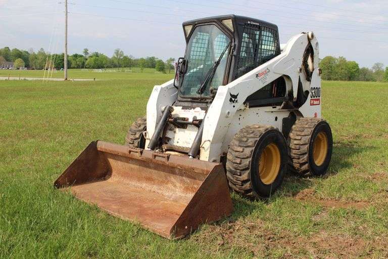 2008 Bobcat S300 Skid Steer Loader with Bucket image