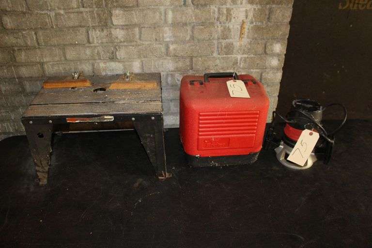 Craftsman 1.5 HP Router with Case and Craftsman Router Table image