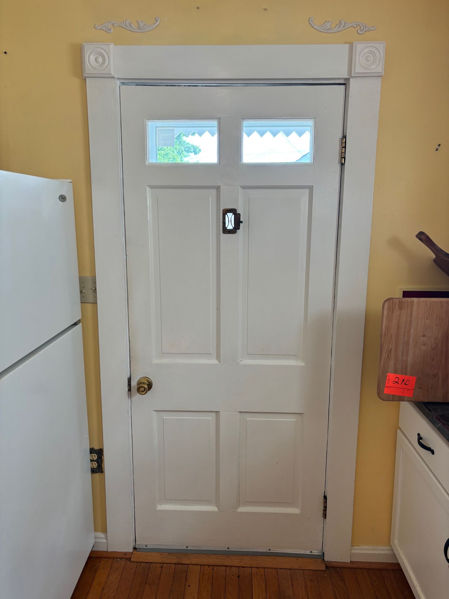 Lot image 81