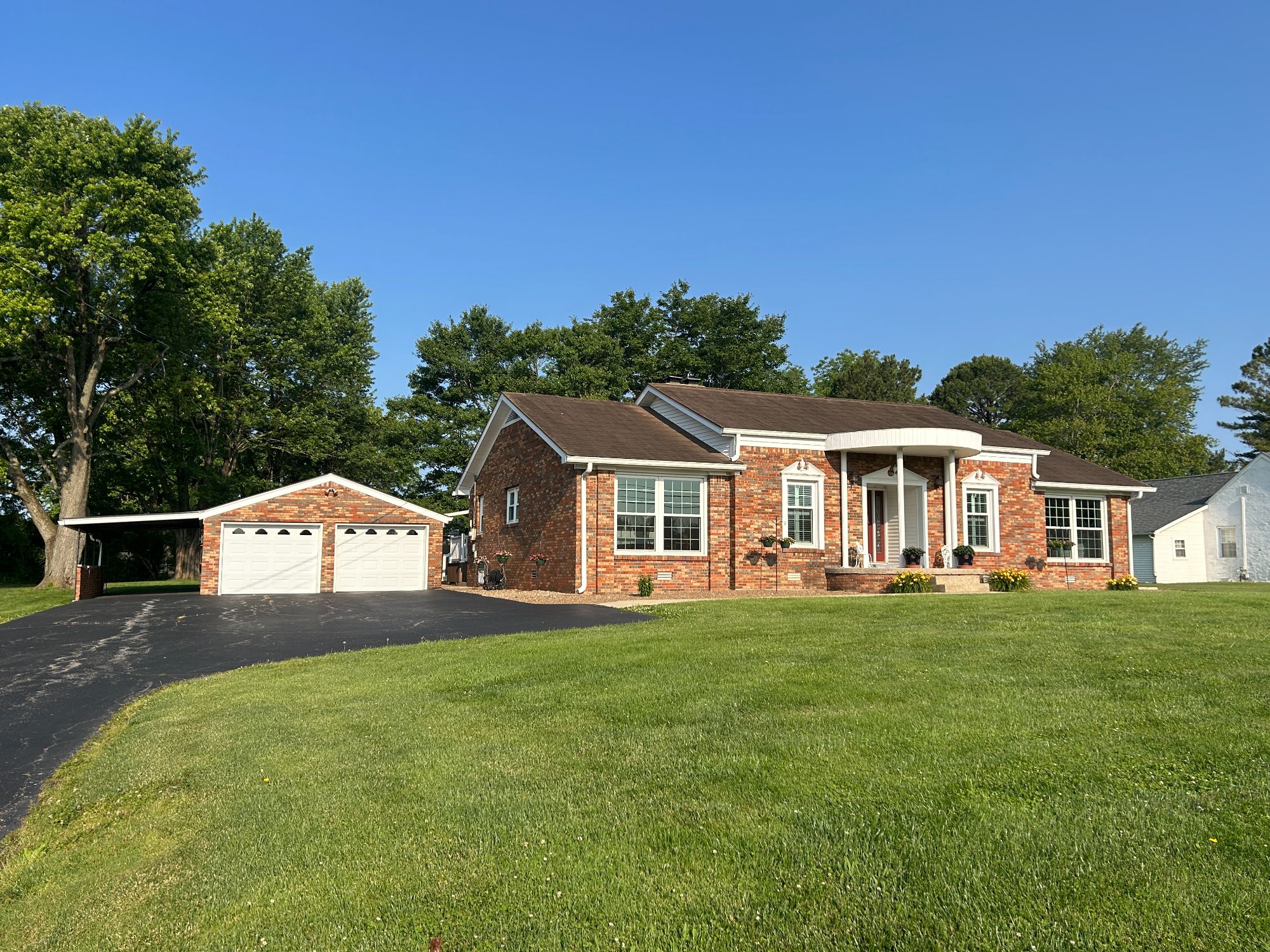 Lot image 1