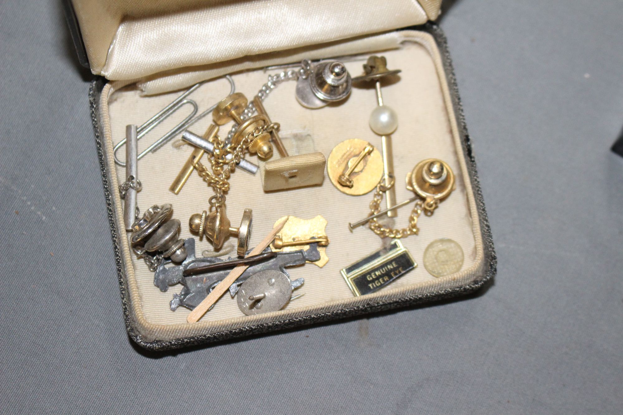 Lot image 2