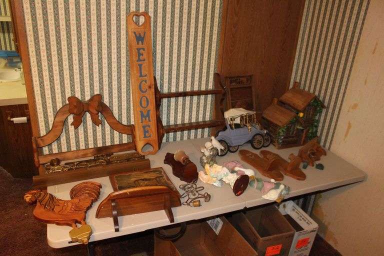 Hanging Quilt Rack, Spice Rack, The Philadelphia 1871 Train Decoration, Figurines, Wall Decorations, Washboard, and Light Up Cabin Decoration image