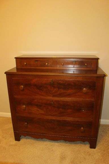 Victor H. Schiad Walnut 5-Drawer Dresser image