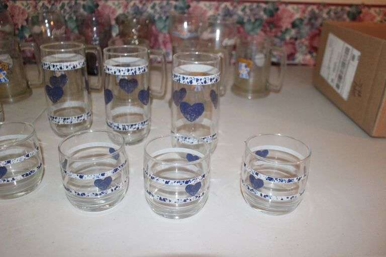 Kentucky Wildcats Glass Mugs, Coca Cola Glasses, and Misc. Glassware