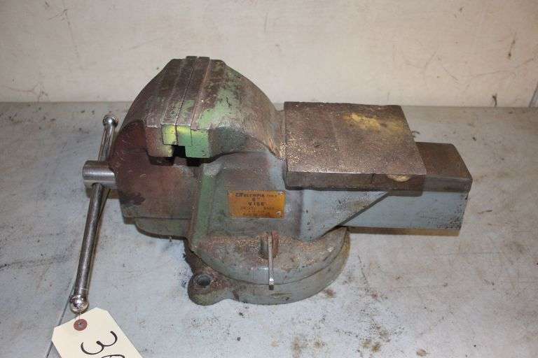 Olympia 6 Inch Jaw Bench Vise image