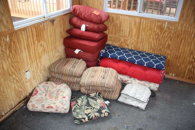Misc Seat and Bench Cushions image