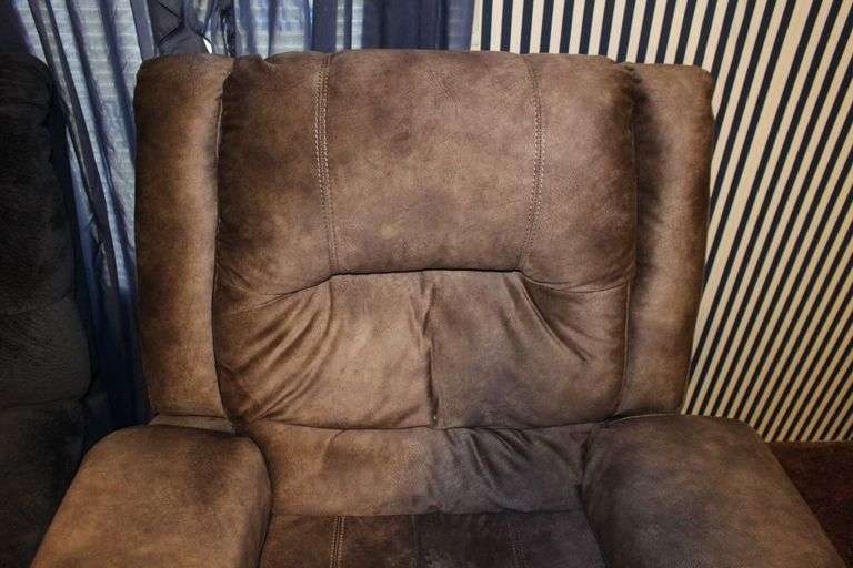(2) Rocking Recliners