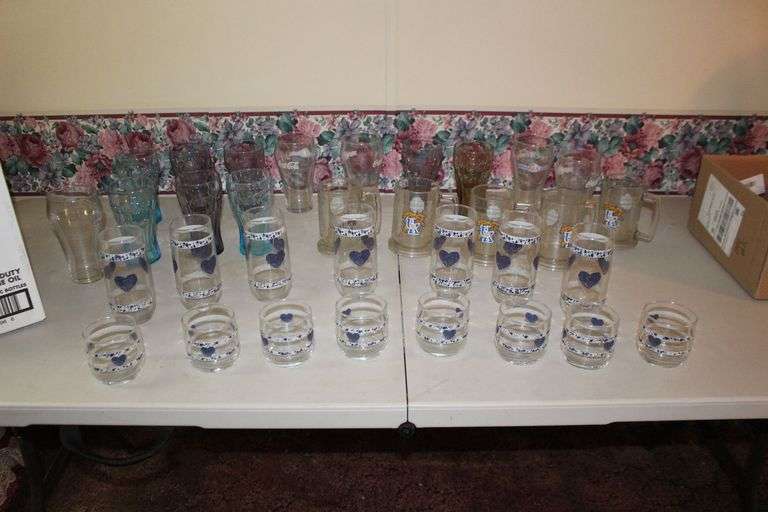 Kentucky Wildcats Glass Mugs, Coca Cola Glasses, and Misc. Glassware image