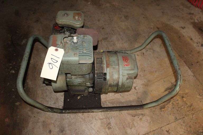 4 HP Briggs and Stratton 4 Cycle Generator image