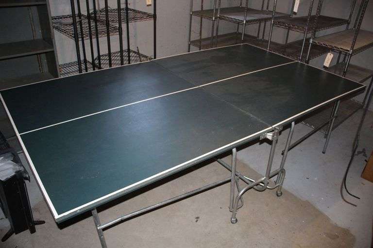 Ping Pong Table image