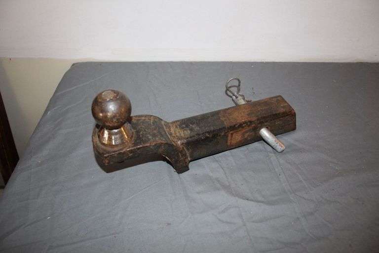 Reese Hitch w/2 Inch Ball image