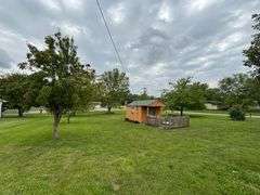 0.40 ACRE LOT - STORAGE BUILDING - OUTBUILDING