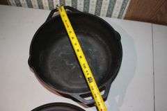 12 Inch Lodge Cast Iron Dutch Oven with Lid