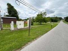 0.40 ACRE LOT - STORAGE BUILDING - OUTBUILDING