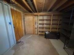 HOME - ATTACHED GARAGE - STORAGE BUILDING