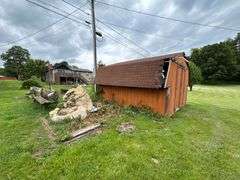 0.40 ACRE LOT - STORAGE BUILDING - OUTBUILDING
