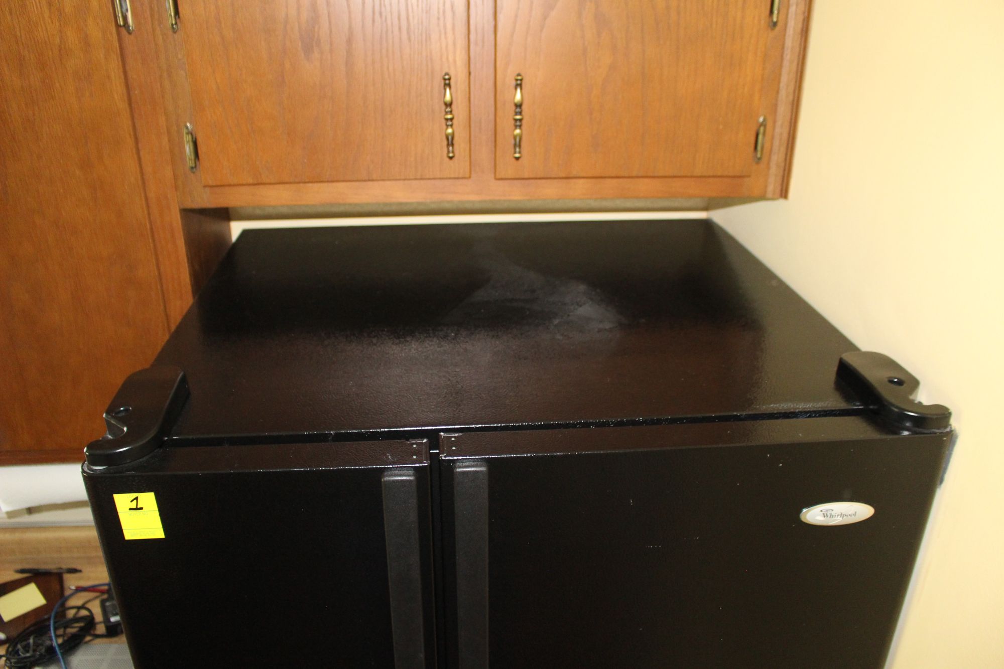 Lot image 2