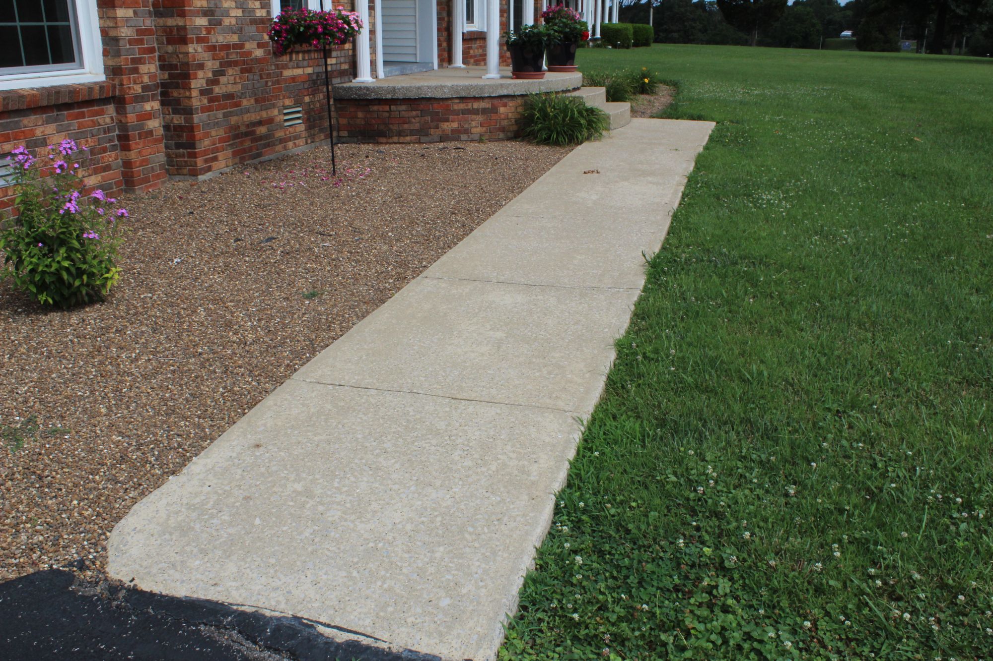 Lot image 108