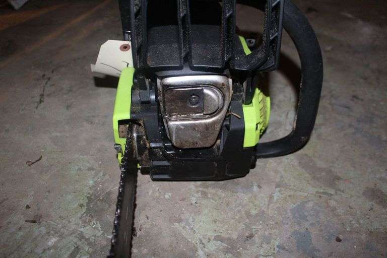 Poulan PL3314 Chainsaw