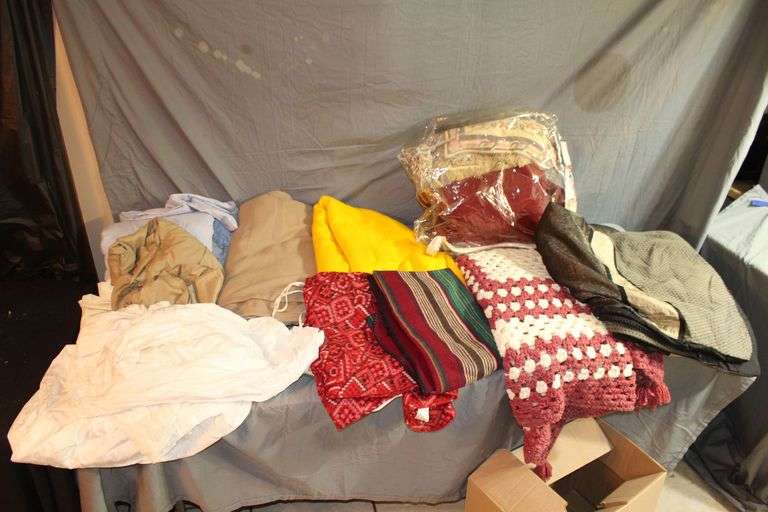 Afgan, Bed Sheets, Blankets, and Electric Blanket