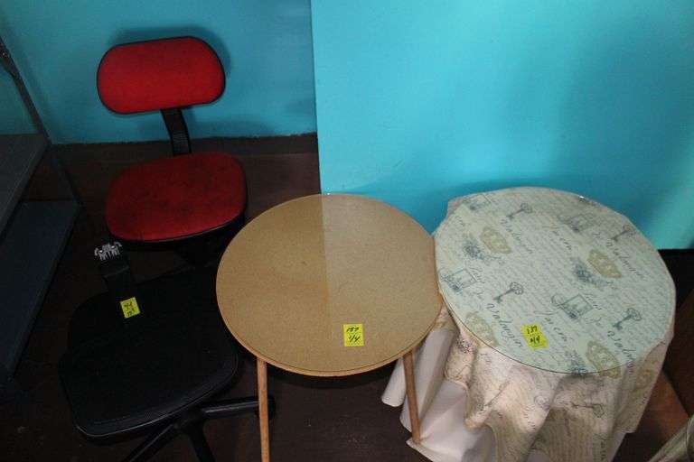 (2) Office Chairs and (2) Circular Glass Top End Tables