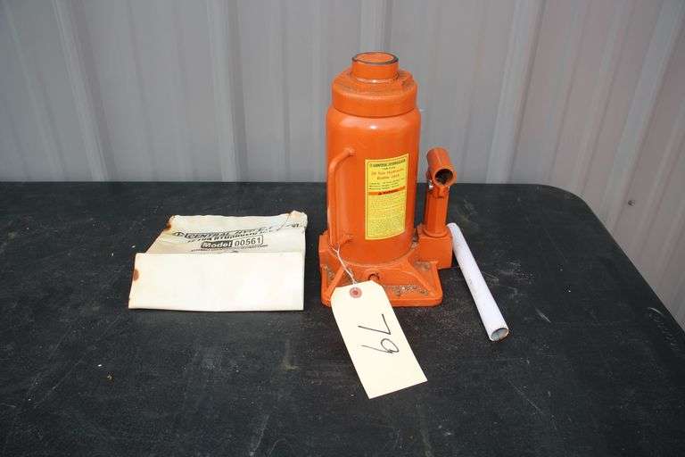 Central Hydraulics 20 Ton Hydraulic Jack with Handle image
