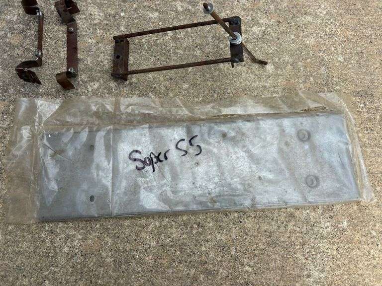 Oliver Super 55 Battery Bracket and Fuel Door For Hood