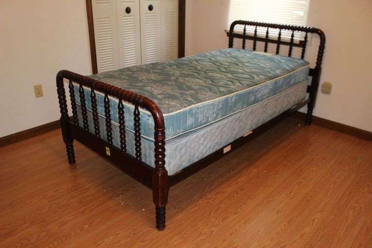 Wooden Twin Size Bed