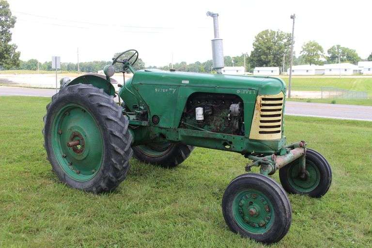 1955 Oliver Super 77 Tractor image
