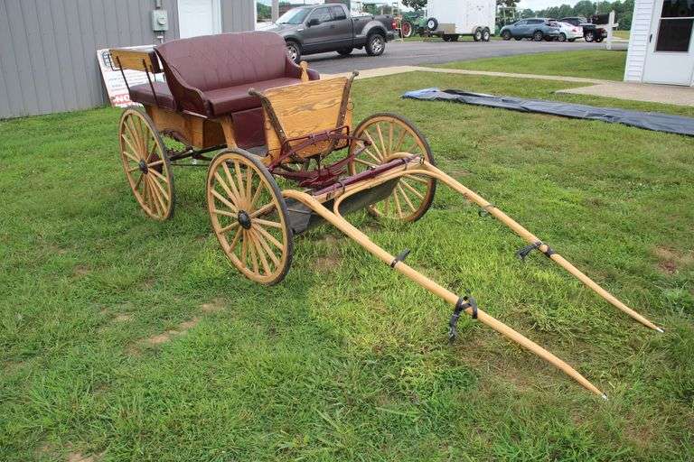 4-Wheel Horse Drawn Buggy image