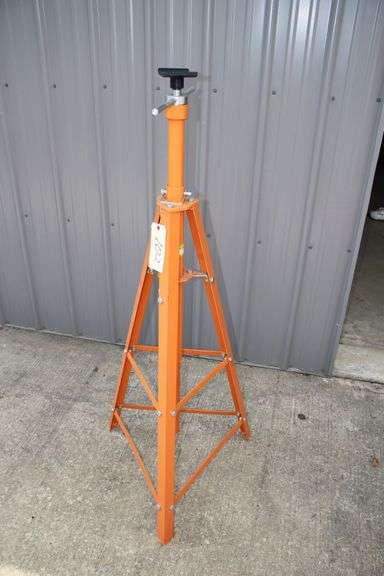 Central Hydraulics 2 Ton Jack Stand Under Hoist