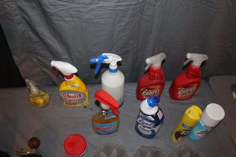 Vanity Light with (5) Globes, (2) Lanterns, Carpet Cleaner, and Misc. Cleaning Supplies