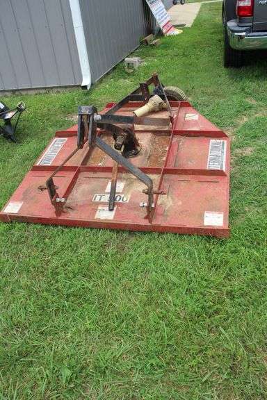 5 Ft 3 PTH International LT500 Rotary Mower