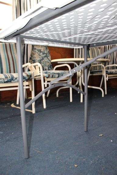 6 Ft Lifetime Folding Table