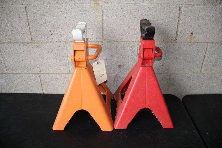 (2) 12 Ton Jack Stands image