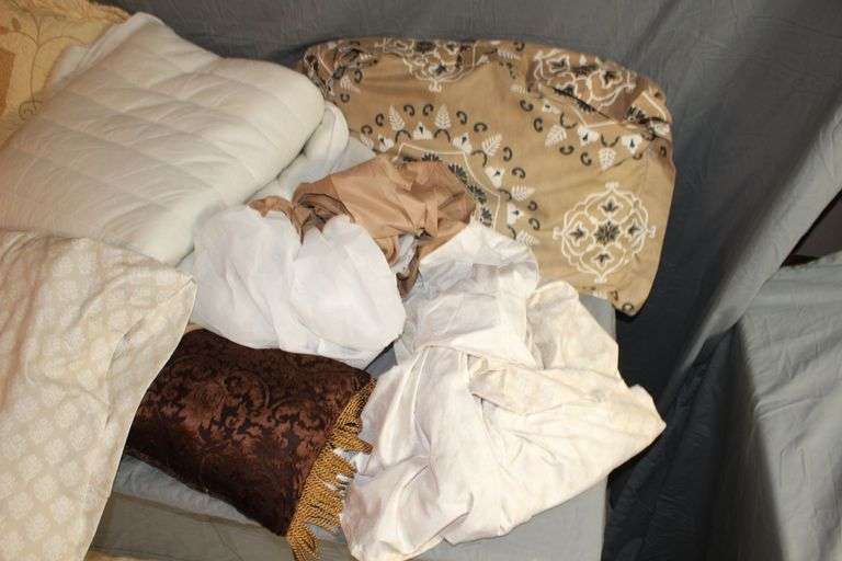 Pillows, Bed Sheets, Fitted Sheets, Mattress Covers, and Bed Skirt